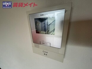 ヴィルアザレＦ棟の物件内観写真